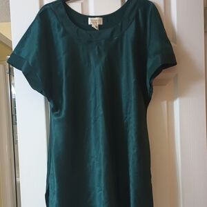 Elegant Green Women's Top